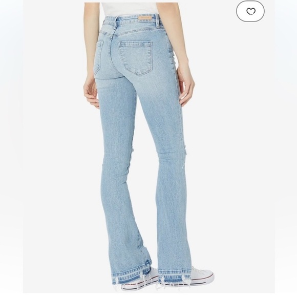 NWT•BLANK NYC Hoyt•High Rise•Mini Flare•Rip Knees Side SlitReleased Hem•Size 25 - Picture 4 of 8